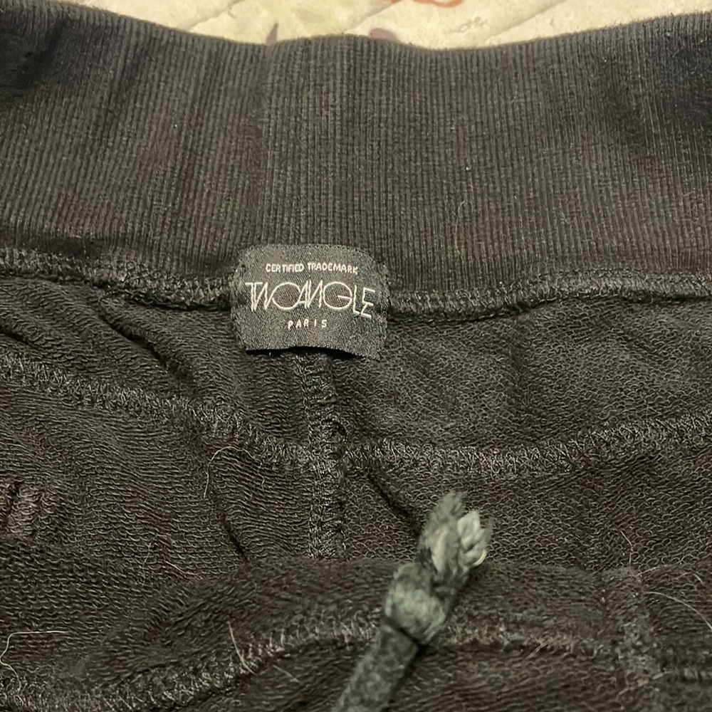 Size medium - Picture 3 of 3
